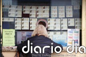 El primer premio de la Lotería Nacional reparte 300.000 euros en La Antilla (Huelva) y Campohermoso (Málaga)