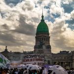 El Senado argentino da luz verde a la reforma laboral de Milei tras eliminar la reducción salarial durante baja médica