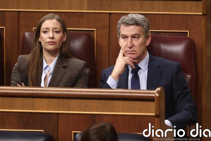 Feijóo defiende de nuevo la vuelta del rey emérito y dice que quienes lo critican "no le llegan a la suela del zapato"