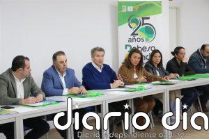 Feijóo llama a unir el voto en el PP y no "dispersarlo" con Vox: "Si nos dividimos, no venceremos"