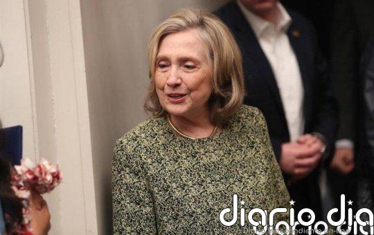 Hillary Clinton afirma haber sido preguntada por OVNIs en su comparecencia ante el Congreso sobre Epstein