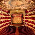 La marca Moda Artesana de Mallorca se estrena con un desfile en el Teatre Principal de Palma