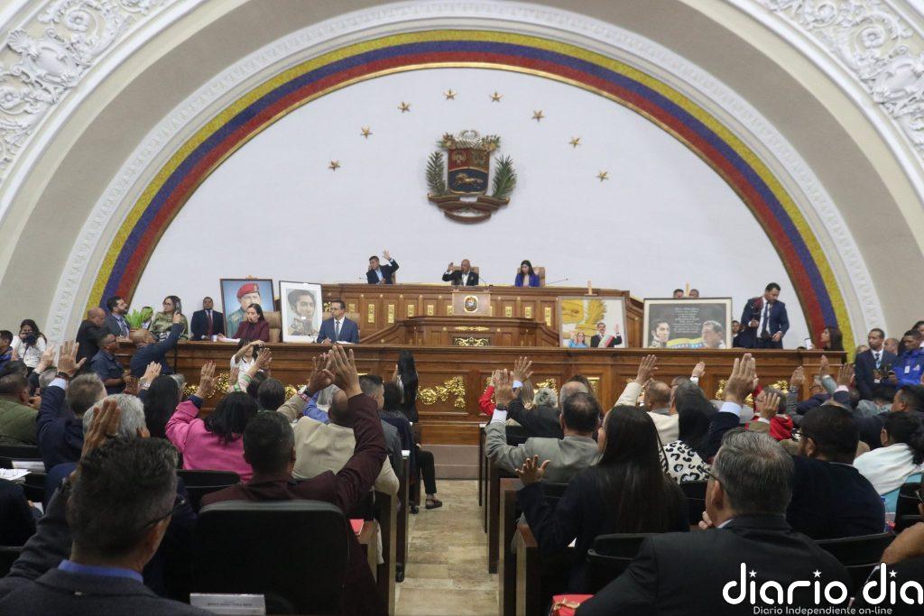 Ley de amnistía sale adelante en Venezuela, pero con limitaciones