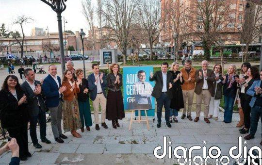 Mañueco afirma que sus "adversarios" hablan del PP porque es el "espejo" en que se miran y "listón" que no alcanzan