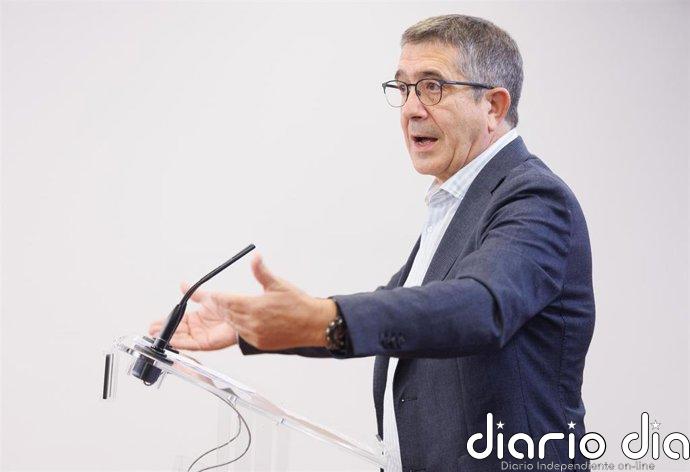 Patxi López cree que Feijóo "fastidia" a la Casa Real al pedir el regreso del Rey emérito: "Se mete donde no le llaman"