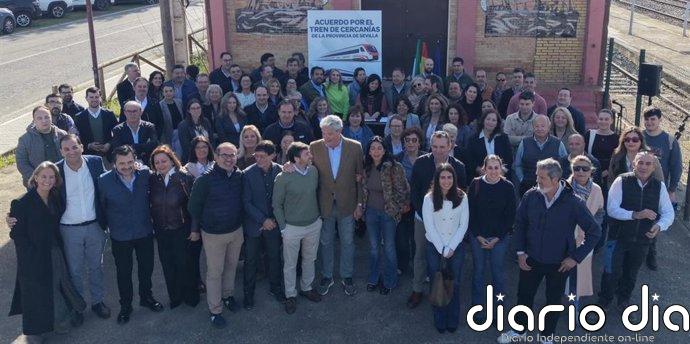 PP de Sevilla inicia una recogida de firmas a nivel provincial ante "el abandono del Gobierno de la red de Cercanías"