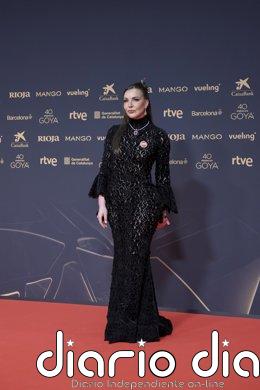 Presentadores y nominados desfilan por la alfombra roja de los Goya con la chapa 'FREE PALESTINE'