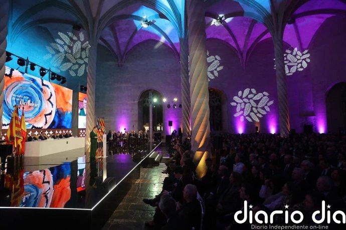 Prohens destaca la hospitalidad de Baleares mientras advierte de un patrón de crecimiento poblacional "insostenible"