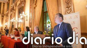 Sanz ofrece "diálogo" a los médicos para llevar a cabo "reformas y avances" en la sanidad "que dejen huella"