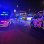 Se da a la fuga de un control de tráfico y acaba embistiendo un vehículo de la Guardia Civil