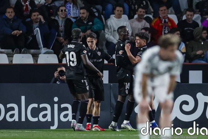 Sergio Arribas silencia el Belmonte pero el Almería no duerme líder