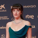 Susana Abaitua confirma en la alfombra roja de los Premios Goya 2026 que el flequillo desfilado es el más favorecedor