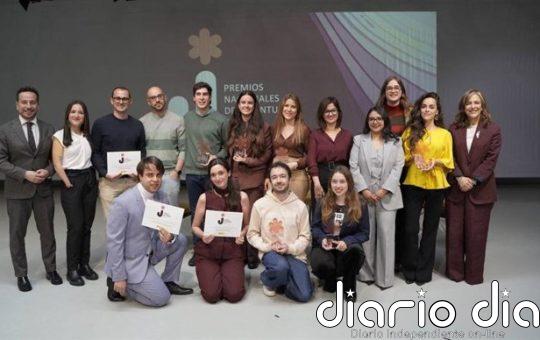 Un activista medioambiental, un gestor cultural y una bióloga molecular, entre los galardones con los Premios Injuve