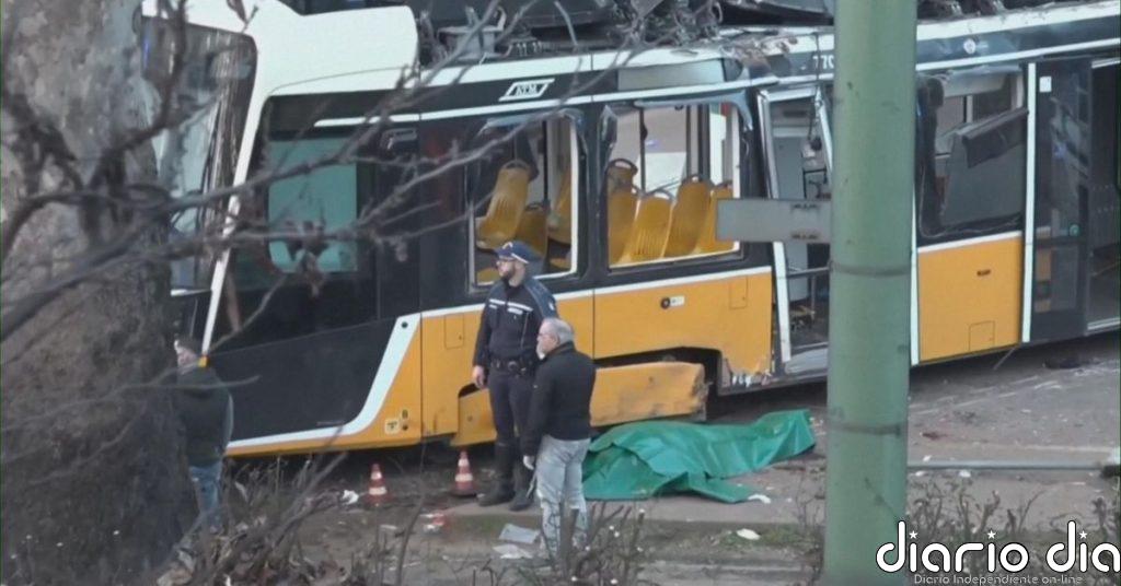 Un tranvía descarrila en Milán y deja, al menos, dos muertos y decenas de heridos