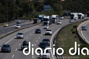 253.000 coches salen del área de Barcelona hasta las 20 horas, un 44% de los previstos