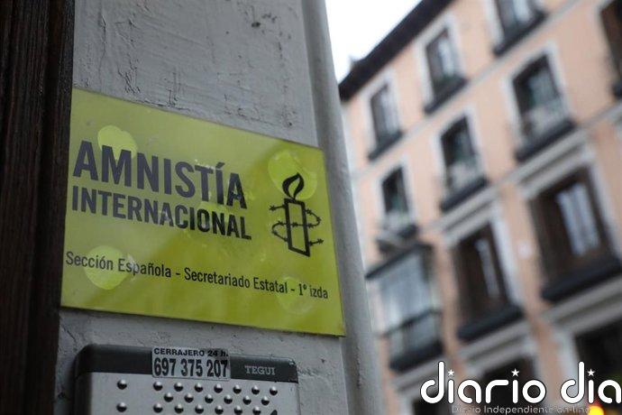 4 "amenazas" para los derechos de la mujer: leyes represivas, discursos de odio, tecnología y movimientos contrarios