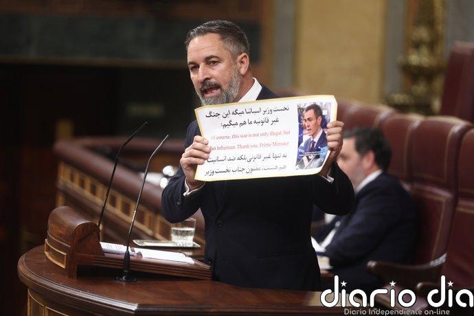 Abascal dice que a Sánchez le gusta la guerra para "hacer caja con sus socios" y "tapar sus corrupciones"