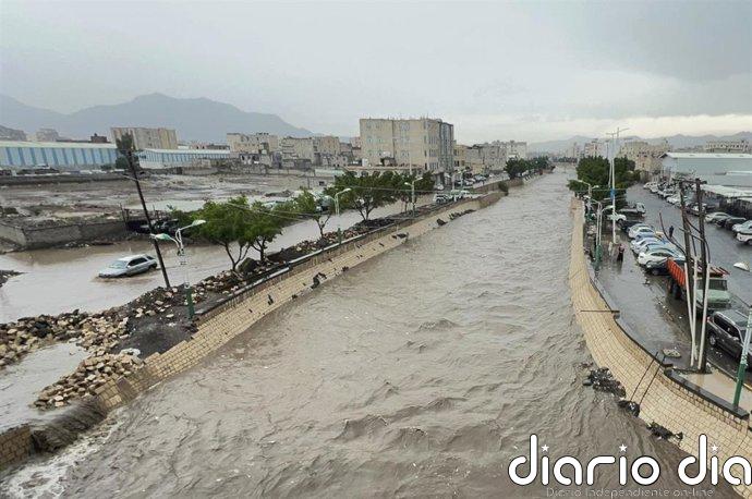 Al menos 17 muertos y más de 1.300 familias afectadas por graves inundaciones tras varios días de lluvia en Yemen