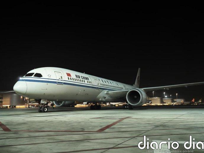 Al menos un muerto y siete heridos en un ataque con dron en el Aeropuerto Internacional Zayed, en Abu Dabi (EAU)