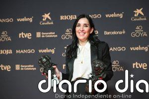 Alauda Ruiz de Azúa tras el triunfo de 'Los Domingos' en los Goya: "Ojalá la película llegue al Papa y a Bad Bunny"