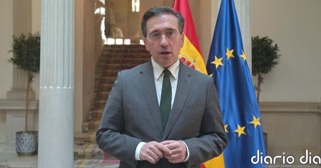 Albares confirma que no hay ningún español fallecido ni herido tras el ataque a Irán de los 30.000 que están en Oriente Próximo