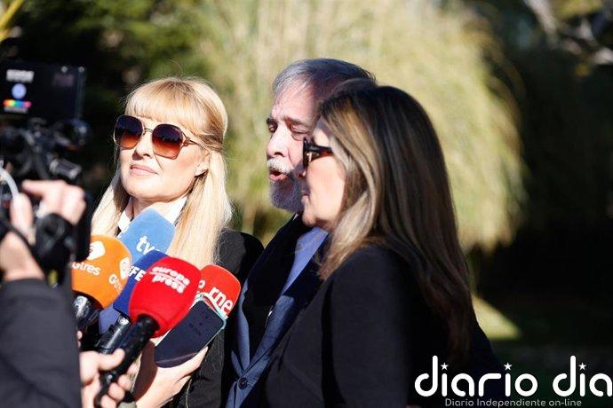 Amigos y familiares de Gemma Cuervo se despiden de la actriz en el Tanatorio de La Paz: "Fue una mujer muy pionera"