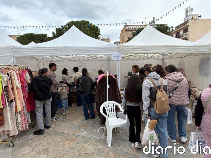 Andratx celebra una nueva edifición de 'La Botiga al Carrer' con una veintena de escaparates