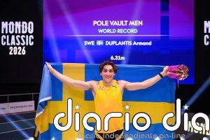Armand Duplantis alcanza 6,31 metros para un nuevo récord del mundo de pértiga
