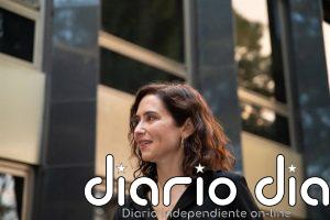 Ayuso defiende su viaje a EEUU para atraer negocios e izquierda le acusa de ser "ridícula" y querer "vender Madrid"