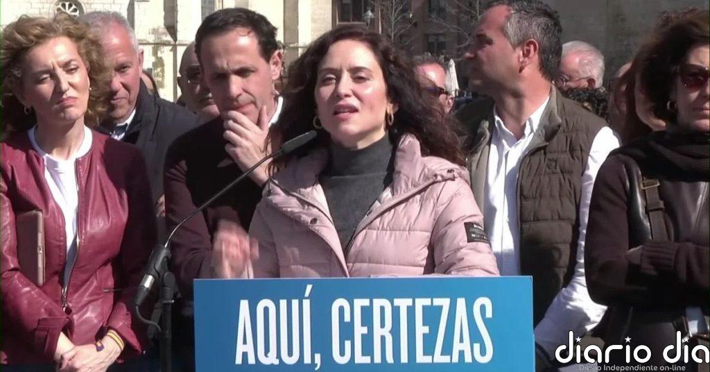 Ayuso pide con ironía "que se lleven a Yolanda Díaz al PSOE" porque "partido al que llega, lo arruina"