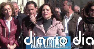 Ayuso pide con ironía "que se lleven a Yolanda Díaz al PSOE" porque "partido al que llega, lo arruina"