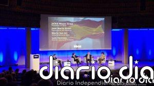 Aznar cree que en las próximas generales "estará en juego" el "sistema constitucional" y apela a una mayoría del PP