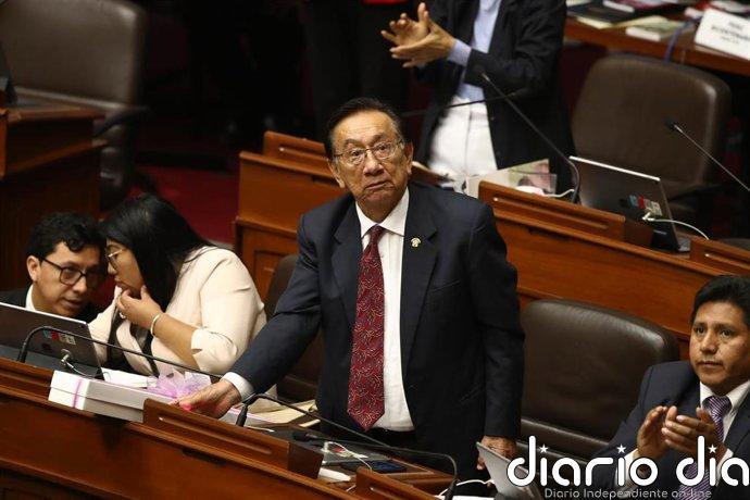 Balcázar rechaza cesar a ministro de Energía tras denuncia por presunta violación y tilda el caso de "asunto familiar"