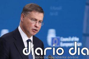 Bruselas avisa del "golpe" a la economía si la guerra por Irán se alarga y llama a rebajar la tensión