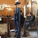 Buscan a la acusada de arrojar a una bebé en un contenedor en Porto Cristo tras no comparecer en la Audiencia