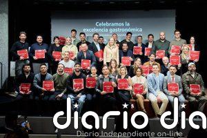 CaixaBank entrega a 48 restaurantes de Baleares las placas que los acreditan como recomendados por la Guía Michelin