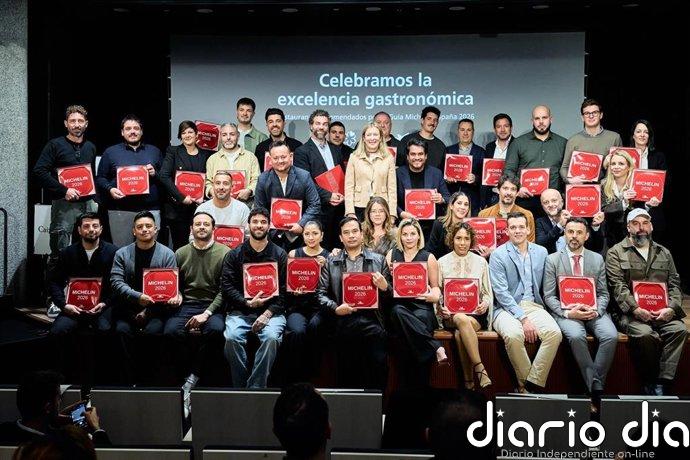 CaixaBank entrega a 48 restaurantes de Baleares las placas que los acreditan como recomendados por la Guía Michelin