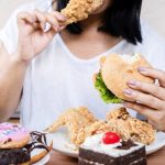 Cáncer de mama y dieta: un estudio revela qué patrón alimentario podría acelerar el crecimiento tumoral
