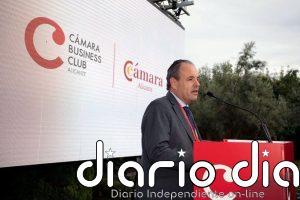 Carlos Baño asegura "no haber cometido irregularidad alguna" y afirma que está a "disposición de la justicia"