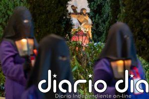 Cartagena sale de madrugada a la calle para vivir con el Cristo del Socorro el inicio de la Semana Santa