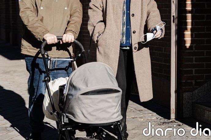 Casi un tercio de los hombres de la Generación Z están de acuerdo en que una esposa debe obedecer a su esposo