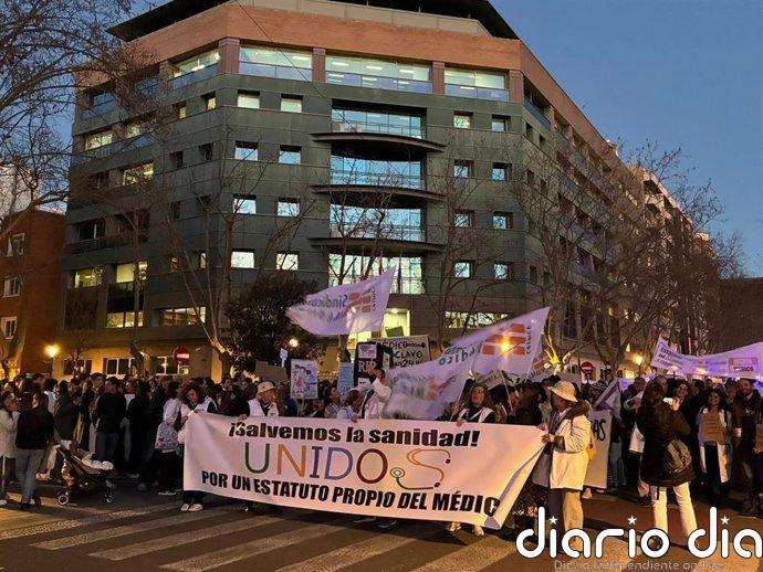 CESMCV cifra el seguimiento de la huelga de médicos en el 90% en la Comunitat y Conselleria en el 8,85%