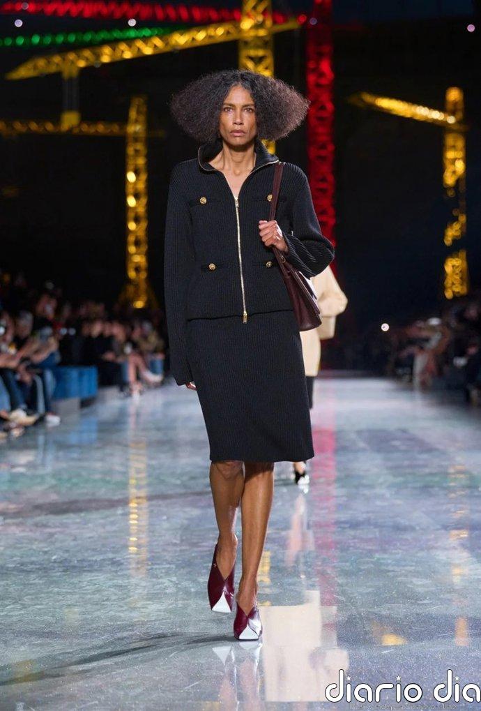 Chanel se abre paso en la Paris Fashion Week: tweed, tiro bajo y lenceros marcarán tendencia en invierno