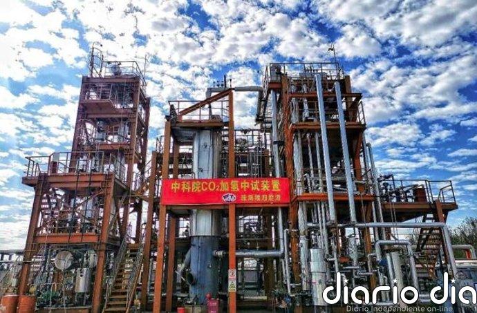 China implementa un tope al precio de los combustibles ante la escalada por el conflicto de Irán