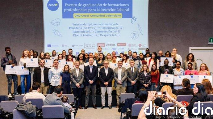 Cien personas vulnerables se forman en oficios clave para la reconstrucción tras la dana junto a la ONG Cesal