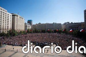 Cientos de personas despiden a Gabriel Boric en La Moneda a pocos días del fin de su mandato