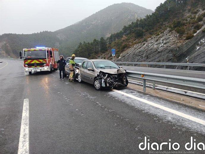 Cinco heridos en un accidente de tráfico múltiple en la A-23, en Arguis (Huesca)