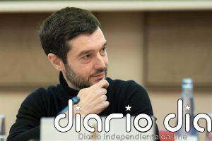 Consumo avisa a 13 fondos e inmobiliarias de que han de aceptar prorrogar alquileres en sus 100.000 viviendas