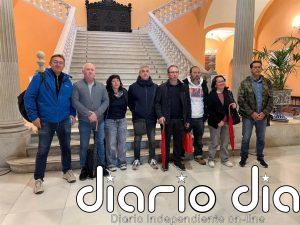 CSIF denuncia el desalojo de sindicalistas del Ayuntamiento de Sevilla tras el encierro por la limpieza escolar