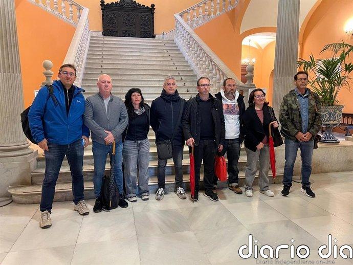 CSIF denuncia el desalojo de sindicalistas del Ayuntamiento de Sevilla tras el encierro por la limpieza escolar
